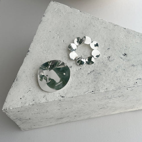 duo brooch
